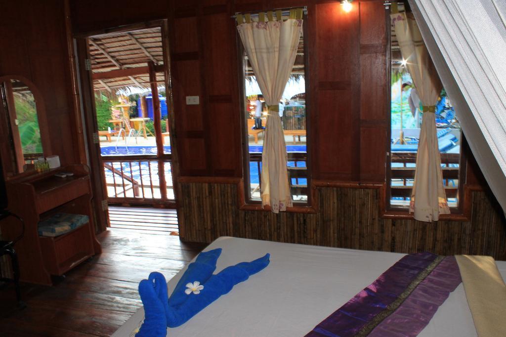 Bamboo Mountain View Phi Phi Resort Værelse billede